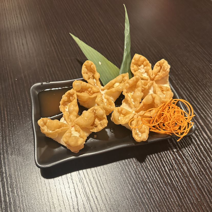 Crab Rangoon (4)